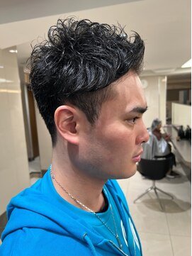 ピークアブー ワン(PEEK-A-BOO ONE) メンズパーマフェザーパーマニュアンスパーマ