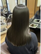 ♪やわらかさと自然なツヤを叶える、髪質に合わせた縮毛矯正・ストレート【髪質改善ストレート、縮毛矯正】