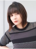 【over hair】切りっぱなし×ミディアムストレート