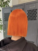 ヲタク(wotaku.) オレンジカラー暖色カラーダブルカラー切りっぱなしボブブリーチ