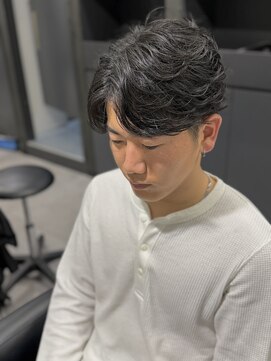 ハイプ 名古屋伏見(HYPE) 毛流れ×センターパート(伏見/名古屋/メンズ/メンズパーマ)