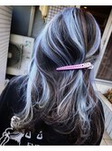 ペールブルー
