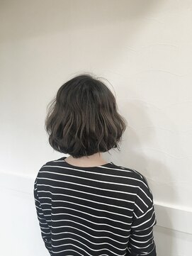 ヘアデザインワークスハグ(HAIR DESIGN WORKS HUG) 毛先パーマのボブスタイル