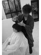 ヘア ディレクション ギルダーツ(HAIR direction GILDARTS)&nbsp;ＨＩＲＯ 