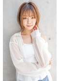 かきあげヘアーシルバーカラー韓国風センターフェードカット