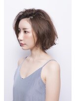 ミエル ヘア 新宿(miel hair)&nbsp;〈mielhair新宿〉かきあげ前髪　大人ショートボブ