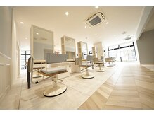 ニューヨークニューヨーク 阪急高槻店(NYNY)の雰囲気（高槻エリアでもっとも綺麗でオシャレな店内）