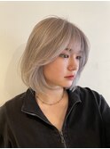 ヌーディカラー/前下がりボブ/小顔ヘア/大人ボブ