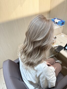 ウェーブ(WAVE) ハイトーン/ホワイトミルクティーグレージュ