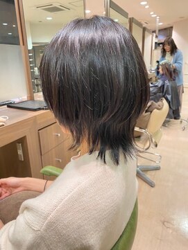 アウラ(AURA) ウルフカットレイヤーカットショートボブ