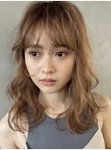 おくれ毛ミディアムレイヤー×ウォームベージュ