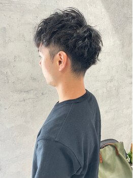 サンマルサン(303)の写真/【難波駅5分】カジュアルからフォーマルまでどんなシーンでもキマるメンズスタイルは“303”で◎