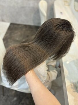 エス(Ess) 美髪/ワイドバング/ホワイトブロンド[髪質改善/ヘアセット/大宮]