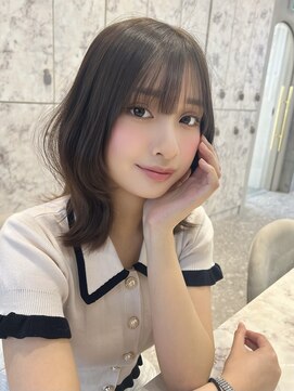 ルームバイシー 新宿(Loom. by Sea) イメチェン×美髪[ワイドバング/韓国/新宿/顔まわり]