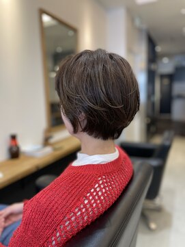 テイラー(TAILOR) 丸みショートショートボブ簡単スタイリング骨格補正