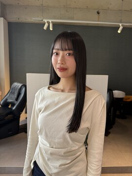 アム(amu) 黒髪/グレージュカラー/暗髪/ブリーチなしカラー/透明感カラー