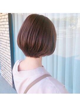 リブ バイ アベイル(LIB by Abeille) ショートボブ/マッシュボブ/チェリーレッド