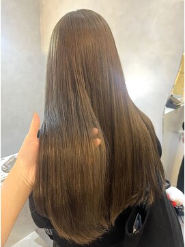 ジーナ 天神(Zina) ベージュカラー/透明感/赤み消し/ブリーチなし