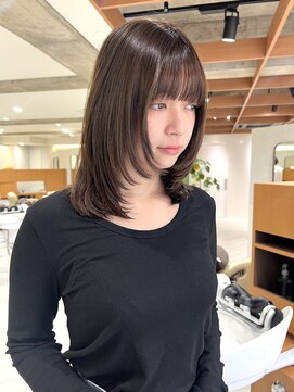 ミディアム/レイヤー/くすみブラウン