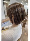 丸みボブ！優雅な雰囲気や女性らしい印象なデザイン！