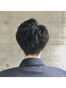 クオリス 上福岡店(QUALIS) 刈り上げ/ショートマッシュ/アップバング/スッキリ耳出スタイル