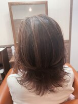 アンジェヘア(Ange-hair)&nbsp;伸ばしかけミディアムレイヤースタイル