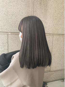 ミラレスカ 栄(MIRA RESCA) 透明感グレージュカラー