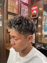 ヘアーデザイン スワロー(hair design Swallow) ハイライト×ツイストパーマ×フェード