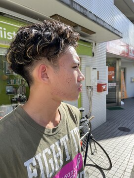 シースティア(siistia) スペインカール×ハイライト