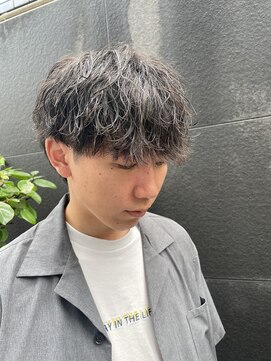 クオル 立川(QOL) 緩め波巻きパーマ