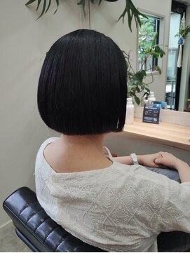 ウル(Ulu) ワンレンボブ