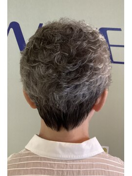 ウエーブ くるふわパーマ