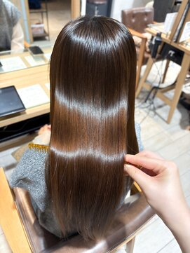 プラグ バイ ネオリーブ(plug by neolive) 小顔×髪質改善[髪質改善/縮毛矯正/韓国]A