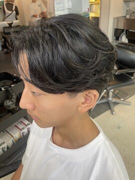 グッドタイムエフティフィフス 横浜西口(GoodTimes ft.fifth) センターパートニュアンスパーマフェザーパーマカルマパーマ30代