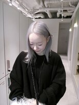 ムーム(Momb)&nbsp;ホワイトグレー