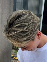 アポロ 横浜駅店(apollo)&nbsp;MEN’S HAIR/サーフカール/刈り上げセンターパート/ブリーチ