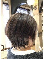 リアンヘアー フラット(Lien hair flat)&nbsp;生えグセの収まりを良くして絶壁解消グラデーション