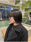 オリーブグレージュ
