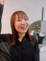ＨＡＩＲ　ＭＥＮＯＵ&nbsp;ナチュラルベージュの艶たっぷりボブ