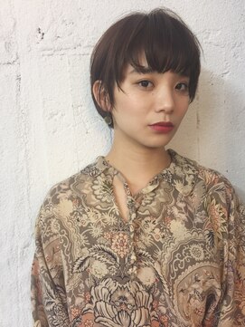 マグノリア(MAGNOLIA) 耳かけスッキリモダンショート