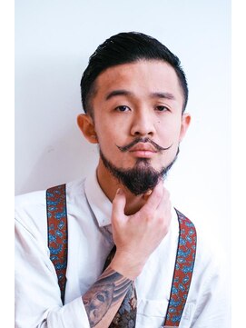 メリケンバーバーショップ コウベ(MERICAN BARBERSHOP KOBE) ビジカジネープレスツーブロック無造作ショートポンプバング