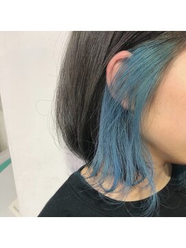 エスト(est) インナーカラ水色