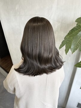 ティティ(TiTi) うる艶髪ミルクティーカラー[TiTi_栗林れい]