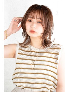 クロエ 新宿(Cloe) フェイスラインレイヤースタイル