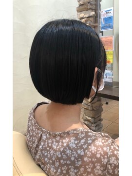 ティエル(Tiele) ミニボブx耳掛け