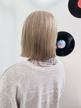 デート 下北沢(DATE) ダブルカラーミルクティーベージュカラーケアブリーチハイトーン