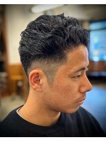 ザナンバースリー 八王子(THE NUMBER THREE)&nbsp;フェード/スキンフェード/濡れパン/パーマスタイル　【八王子】