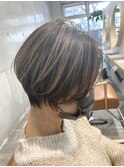 ハイライト×ショートボブ