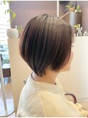 ショートボブ