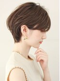 くびれショート大人美人ショートカット30代40代50代髪型耳かけ